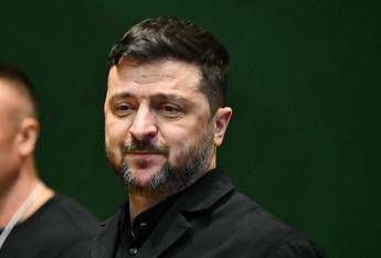 Ucraina, Zelensky: “Trump ci darà i Patriot”. Colloqui continuano oggi a Abu Dhabi