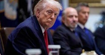 Ucraina, la “tregua del freddo” fa sperare Kiev. Domenica nuovi colloqui: la strategia Usa per la pace e i tre scenari del 2026