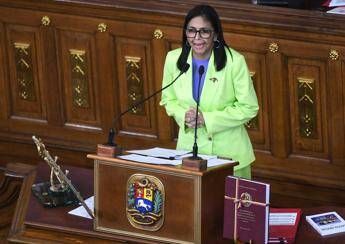 Venezuela, Rodriguez annuncia l’amnistia per i prigionieri politici