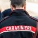 Vuole dare fuoco alla moglie, figlio nasconde accendino fino all’arrivo dei carabinieri