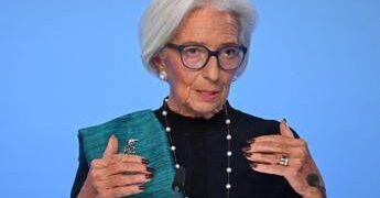 Bce, media: “Lagarde verso addio prima di scadenza mandato”