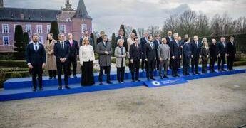 Dal summit nel castello gli obiettivi dei leader Ue per l’economia, roadmap a marzo