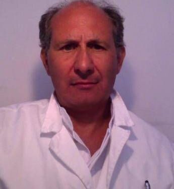 ‘Faccia a luna piena’ e pelle sottile, è la sindrome di Cushing. Cos’è e come si cura