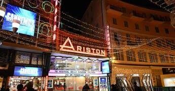 FantaSanremo, app in crash per troppe iscrizioni: prorogate fino a martedì sera