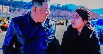 Kim Jong-un pronto a ‘incoronare’ la figlia futura leader: l’indiscrezione