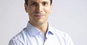 L’esperto: “Stop a benefit che pesano su busta paga, ma contributi extra per spese sanitarie scolastiche e tempo libero”