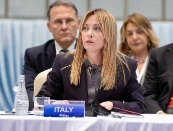 Meloni sui rapporti Ue-Usa: “Serve unità, non divisione”