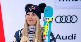 Milano Cortina, Vonn: “Ho il crociato rotto ma gareggerò domenica”