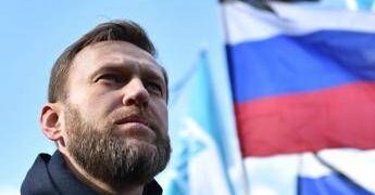“Navalny ucciso con una neurotossina, ecco le prove”: Londra accusa il Cremlino