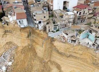 Niscemi, Schifani annuncia: “Da domani rimborso di 400 euro per ogni famiglia sfollata”