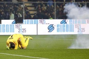 Petardo contro Audero, arrestato 19enne: è un ultras dell’Inter