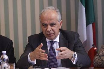 Piantedosi al lavoro, no comment e agenda immutata