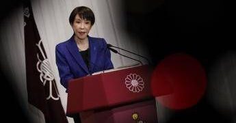Sanae Takaichi, una ‘Lady di ferro’ tra abbracci con Trump e attriti con Xi