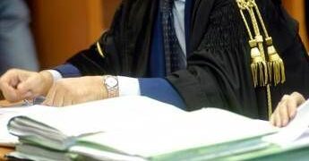 Sanità, Consulcesi: “Ex specializzandi vincono in tribunale ma i rimborsi sono lentissimi”