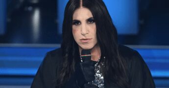 Sanremo 2026, Vincenzo De Lucia chi è: l’imitatore di Laura Pausini