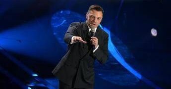 Sanremo, Tiziano Ferro super ospite della prima serata