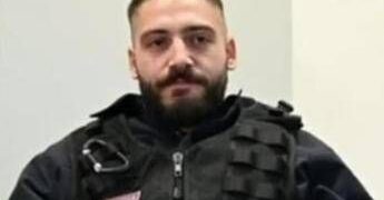 Scontri a Torino, parla l’agente aggredito: “Mi hanno spinto giù, ho avuto paura”