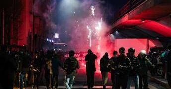 Scontri a corteo Milano contro Olimpiadi, Meloni: “Nemici dell’Italia e degli italiani”