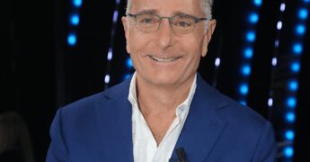 Stasera torna ‘Taratata’ con Paolo Bonolis, gli ospiti e dove vedere lo show
