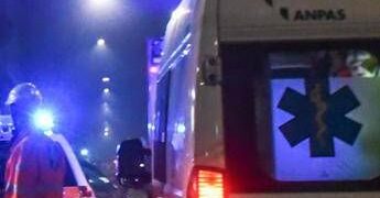 Torino, cadavere trovato in strada con ferite al collo