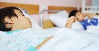 Tumori: 2 su 100 colpiscono i bambini: “Radioterapia decisiva in 1 caso su 3”