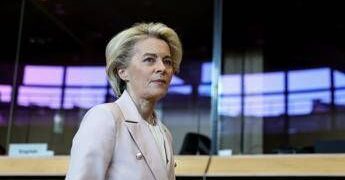 Ue, von der Leyen ‘mette in riga’ commissari: “Troppe fughe di notizie”