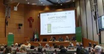 Un insegnante su 2 a rischio burnout, App li aiuta contro stress lavoro-correlato