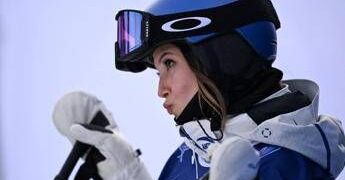 Una ‘baby’ milionaria alle Olimpiadi: chi è Eileen Gu, star del freestyle e atleta più pagata di Milano Cortina 2026