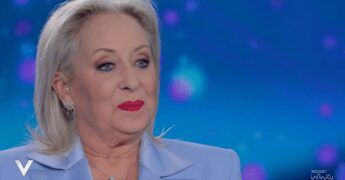 Verissimo, Carolyn Smith e la lotta contro il tumore: “Ho capito di essere forte”