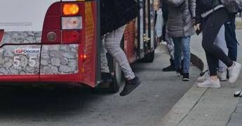 Vicenza, 15enne disabile scaricato dal bus: procedimento disciplinare per l’autista