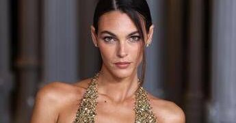 Vittoria Ceretti, dall’amore con DiCaprio alla cerimonia di Milano Cortina: chi è la top model