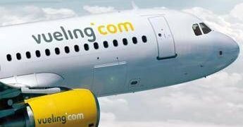 Vueling, licenziamento collettivo per 84 lavoratori Fiumicino: incentivo a chi non si oppone