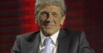 Addio a Beppe Savoldi, storico bomber di Napoli e Bologna. Aveva 79 anni