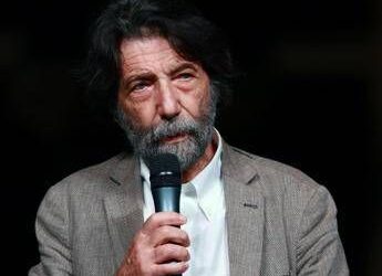 Afd trionfa alle elezioni, Cacciari: “Europa ormai in briciole”