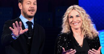 Antonella Clerici: “Bisogna sporcarsi di sugo…”. Il messaggio a Cattelan? Cosa è successo