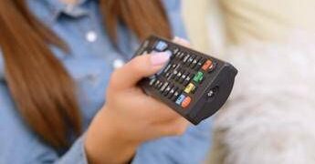 Ascolti tv, il commissario ‘Buonvino’ su Rai1 vince il prime time con il 17,9% di share