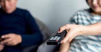 Ascolti tv, la fiction Rai ‘Le libere donne’ vince la prima serata con il 18,6%