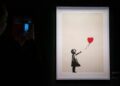 Banksy, svelata l’identità: l’artista è Robin Gunningham (ma ha cambiato nome)
