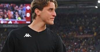 Bove torna al gol con il Watford, il messaggio da brividi dei tifosi: “Non sarai mai solo”