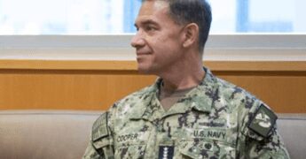 Brad Cooper, chi è il capo del Centcom: l’ammiraglio guida gli attacchi contro l’Iran