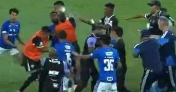 Brasile, rissa da record in campo: 23 espulsioni