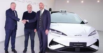 Byd sigla partnership con itTaxi, app entra in infotainment di bordo
