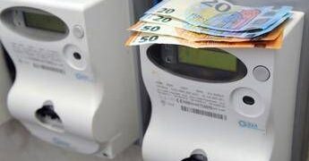 Carburanti, bollette, alimentari e mutui: possibili effetti a cascata dalla guerra in Iran