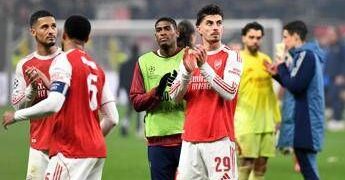 Champions, Bayer Leverkusen-Arsenal finisce 1-1 tra le polemiche. Cos’è successo