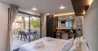 Club del Sole, con Swiss life asset managers france 1° sale & operating lease back in Open Air italiano