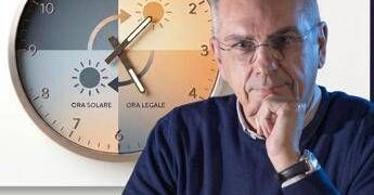 Con l’ora legale arriva il ‘jet lag’ dell’intestino, medico-nutrizionista: “Perché il cambio d’ora ci rende fragili”