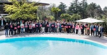 Consegnate da Metro Italia le targhe ufficiali della Guida Michelin 2026 ai ristoranti lombardi