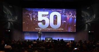 Ecosistema tecnologico oltre il PC, Multiple Business Engines Strategy e focus su IA per le PMI