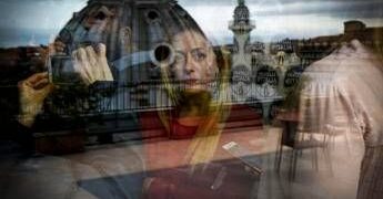 Effetto referendum sul voto, giù FdI e su Pd e M5S: sondaggio politico