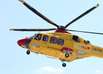 Elba, incidente frontale tra scooter e auto: morti due 23enni in vacanza